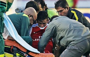 Arsenal 3-2 Man City: Ông Wenger lại mất quân trong trận đấu vô thưởng vô phạt